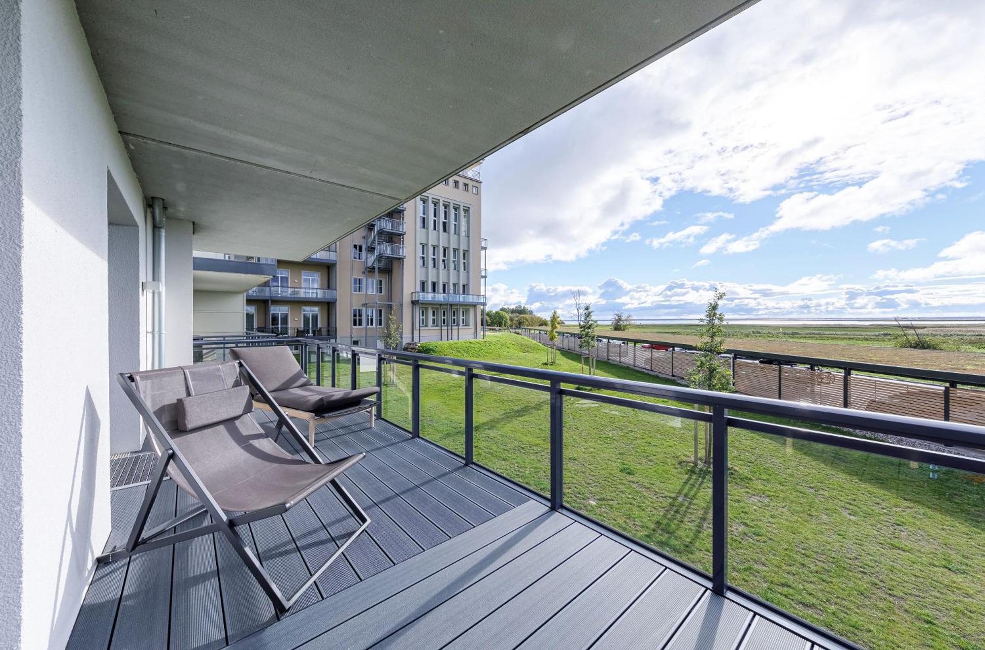 Zwei Wasser - Strandhaus Alte Seefahrtschule Lejlighedshotel Wustrow  Eksteriør billede