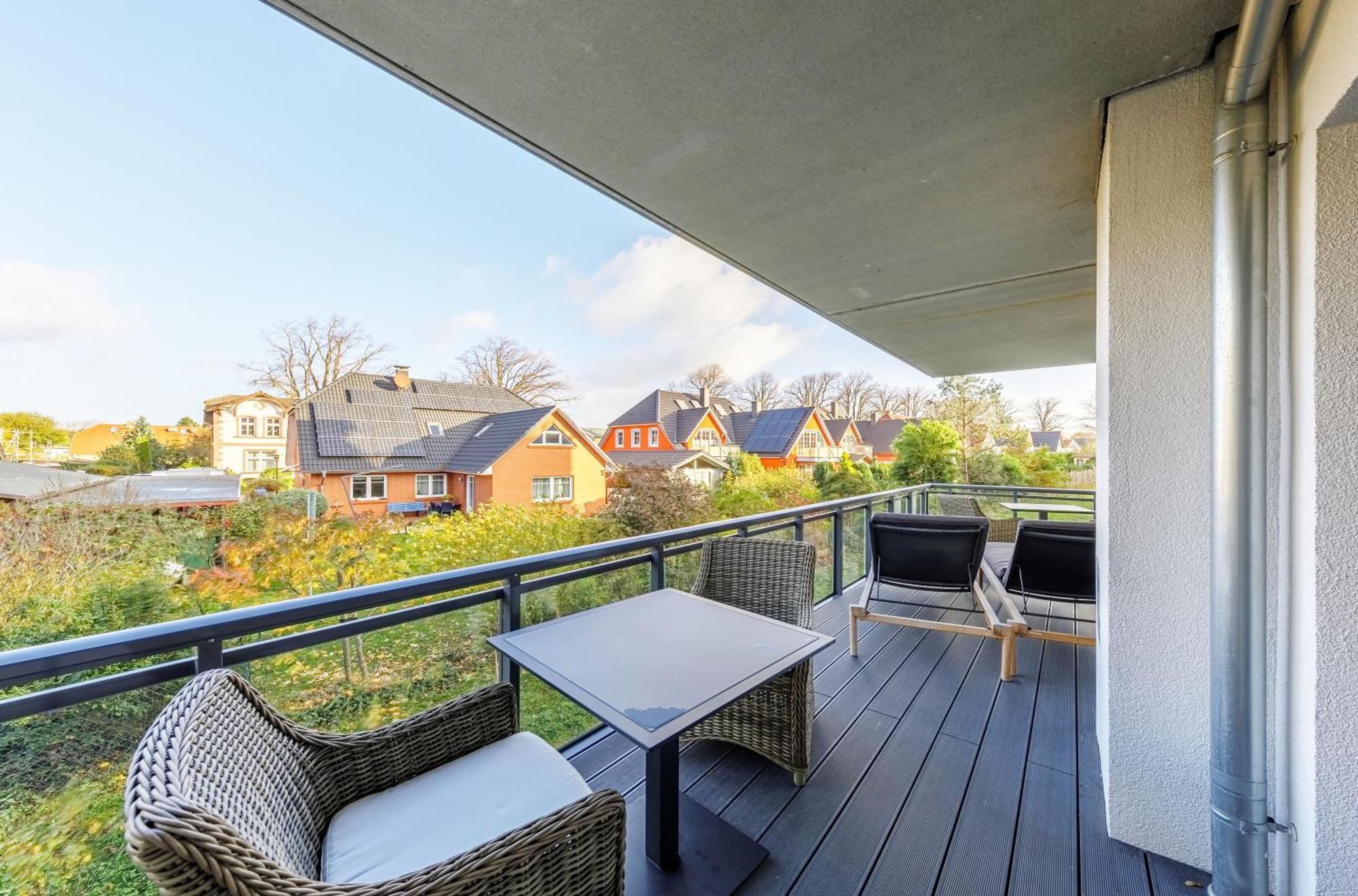 Zwei Wasser - Strandhaus Alte Seefahrtschule Lejlighedshotel Wustrow  Eksteriør billede
